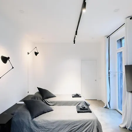 Design Loft With Free Private Parking Lägenhet *