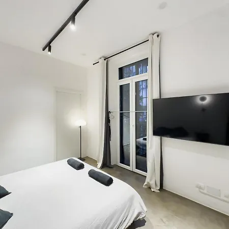 Design Loft With Free Private Parking Lägenhet *