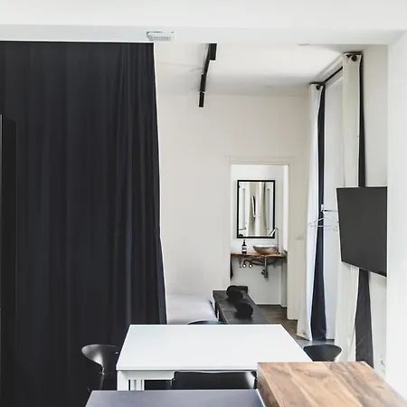 Apartment Design Loft With Free Private Parking